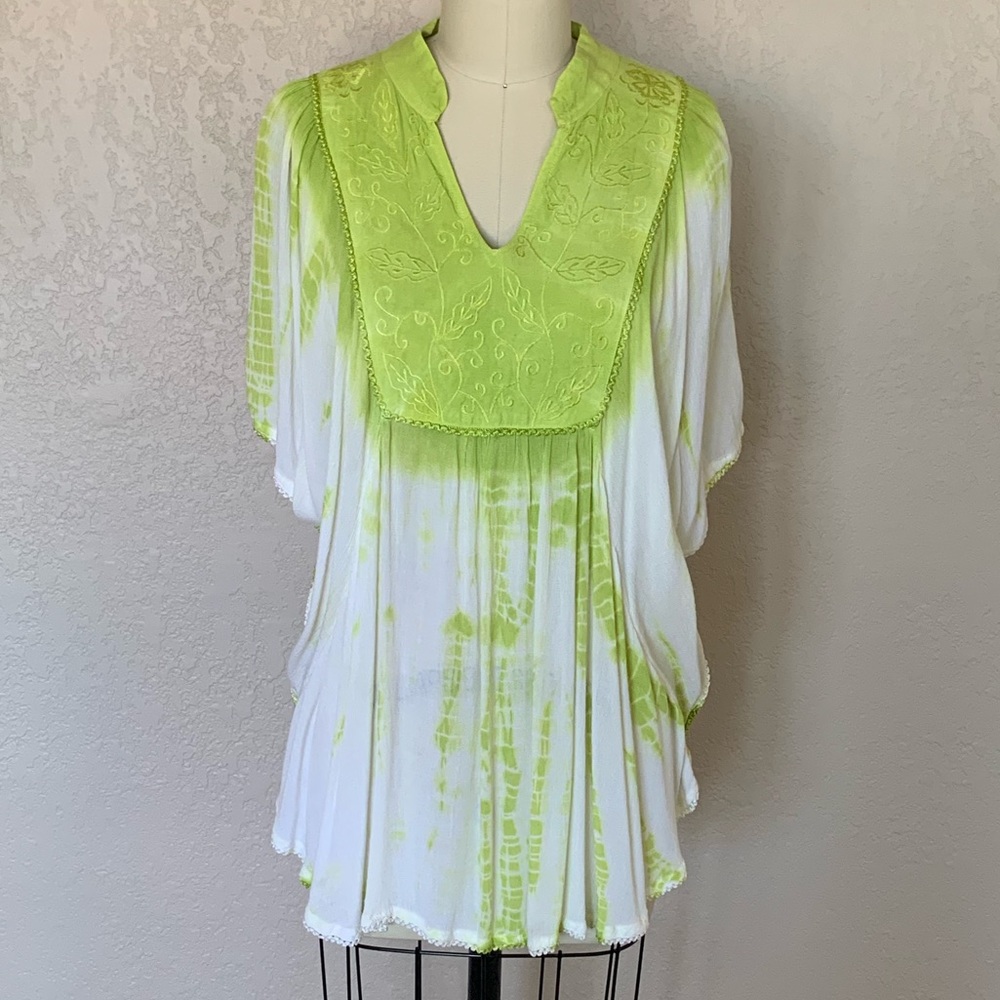 Lightweight tie dyed tunic